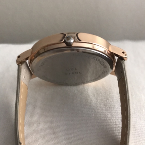 Ann Taylor Factory Floral Watch - Picture 4 of 16